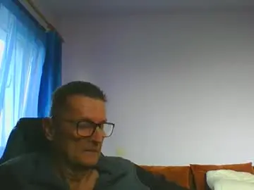 Chaturbate Adult Video Chat of ulmeni7