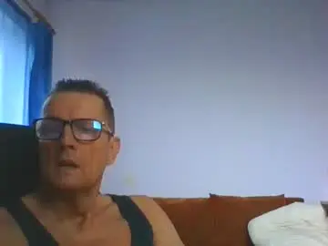 Chaturbate Adult Video Chat of ulmeni7