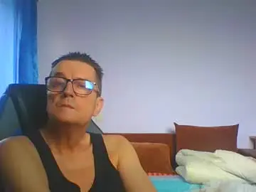 Chaturbate Live Porn of ulmeni7