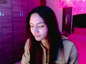 Chaturbate Free Live Porn of holy_juli2