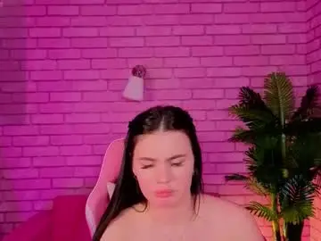 miaevelyn from chaturbate