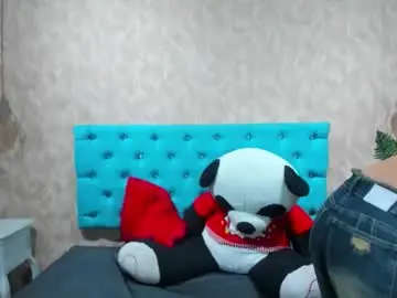 nahomilux from chaturbate