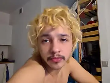 Chaturbate Adult Webcam of shy_boy17