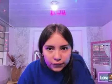 Chaturbate Live Sex Cam of isabela_tay