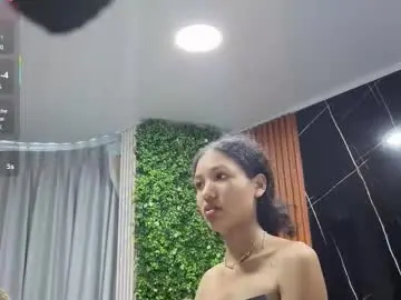 Chaturbate Sex Chat of kiara_zahiri_