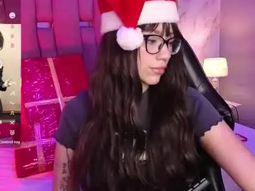 zharaluxie from chaturbate