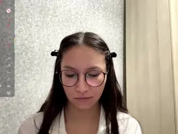 meowgirlye from chaturbate