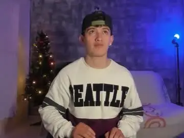 Chaturbate Live Sex Cam of skyrid3r