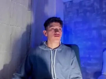 Chaturbate Free Porn Cam of skyrid3r