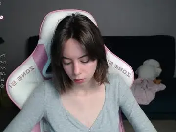 Chaturbate Adult Video Chat of allie_hazie