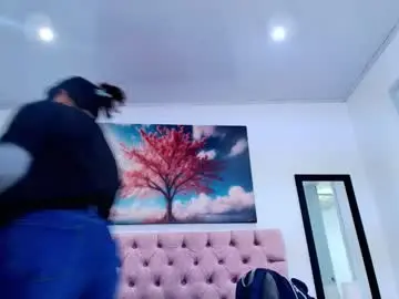 Chaturbate Watch Live Sex Cams of emma_monserratt