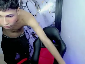 Chaturbate Free Live Porn of im_david01