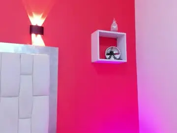 Chaturbate Live Sex Cam of katia_sexy69