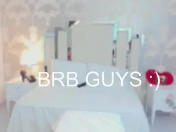 Chaturbate Free Porn Cam of lauramartin1