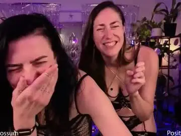 Chaturbate Best live sex cam show of levity_opossum