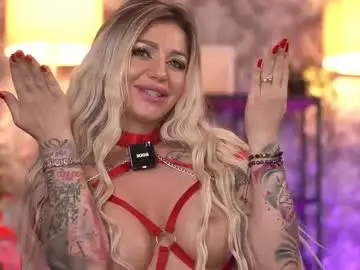 Chaturbate Free Live Porn of almavelia