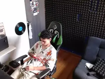 Chaturbate Best live sex cam show of mr_lollipop77