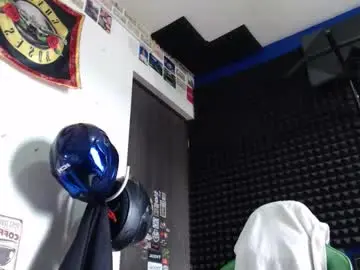 Chaturbate Sex Cam of mr_lollipop77