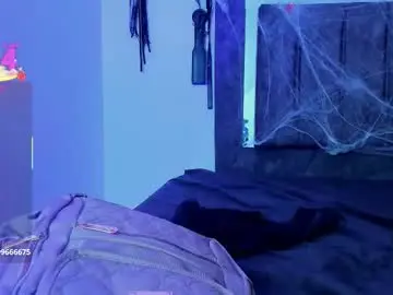 Chaturbate Adult Webcams of nicol_transgirl