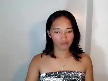 Chaturbate Live Sex Cam of ur_sexyllie