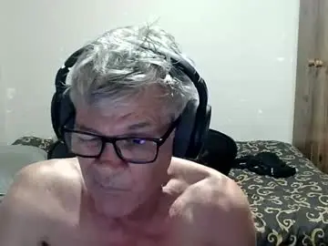 Chaturbate Live Sex Cam of kevwestunder9696