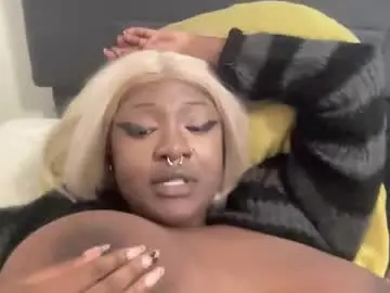 neveahhex from chaturbate