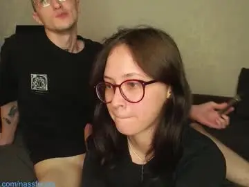 Chaturbate Live Porn of sisikpisik