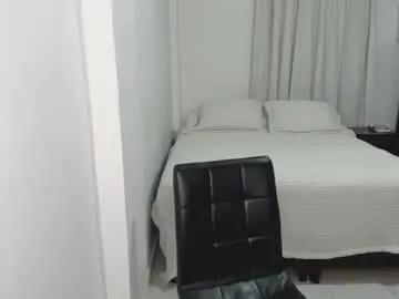 Chaturbate Watch Live Sex Cams of cute_brunett