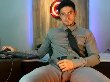 Chaturbate Live Sex Cam of andrew_elliot