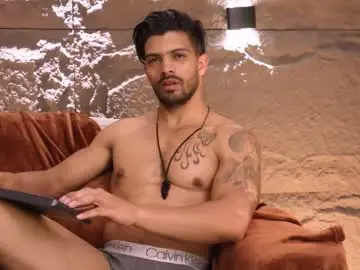 Chaturbate Free Porn Cam of dann_saenz