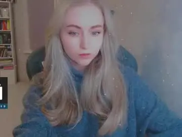 Chaturbate Best live sex cam show of kira_love_sleep