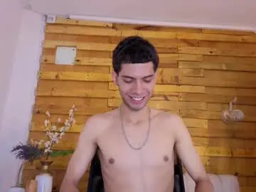 Chaturbate Live Porn of prettyboyy_13