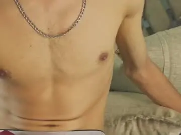 Chaturbate Live Porn of prettyboyy_13