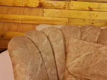 Chaturbate Nude Webcam of prettyboyy_13