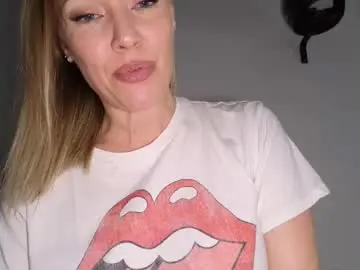 Chaturbate Live Sex of sacha__xx