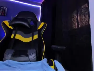 Chaturbate Watch Live Sex Cams of alexgiraldo__