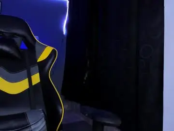 Chaturbate Adult Video Chat of alexgiraldo__