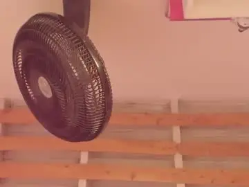 Chaturbate Best live sex cam show of aliceclark__