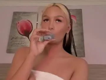 Chaturbate Live Sex of aliceclark__