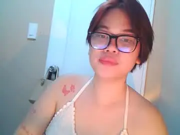 chesca_sweetie from chaturbate