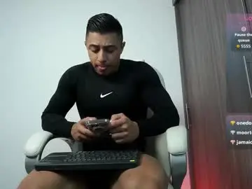 Chaturbate Adult Webcams of devin_hunter