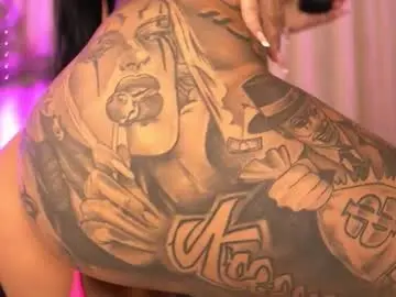 Chaturbate Live Porn of firesbomb777