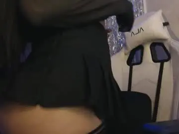 Chaturbate Live Sex of lunarose77