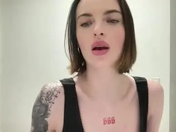 Chaturbate Live Porn of 1dove