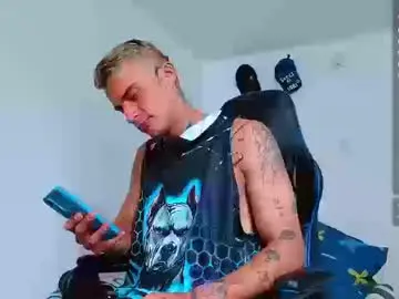 Chaturbate Live Sex of bray_hotboy