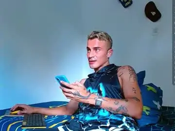 Chaturbate Adult Video Chat of bray_hotboy