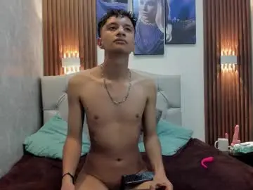 Chaturbate Sex Cam of elian_julian