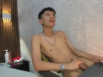 Chaturbate Nude Webcam of elian_julian