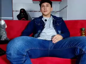 Chaturbate Free Porn Cam of jacques_cardiet