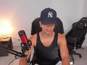 Chaturbate Watch Live Sex Cams of saenz_hotx